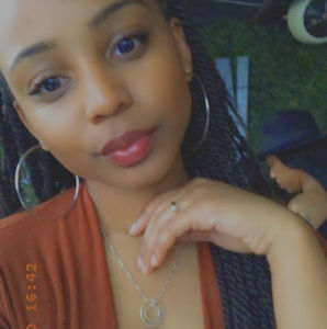 Meet your Posher, Shakina